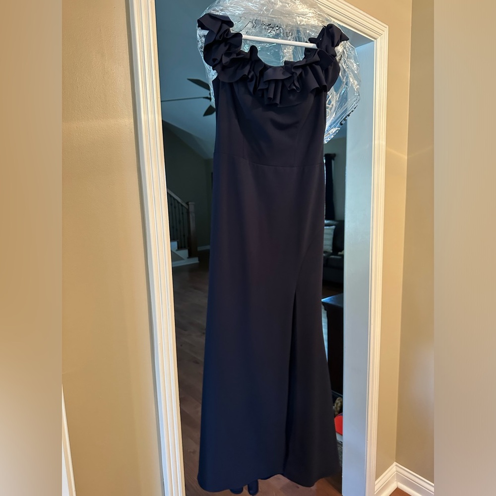 Mother of the bride/black tie dress. Dry cleaned. Size 10. Xscape